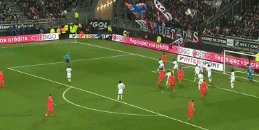 中甲半场：安以恩笑纳对方门将大礼，辽宁铁人暂1-0佛山南狮